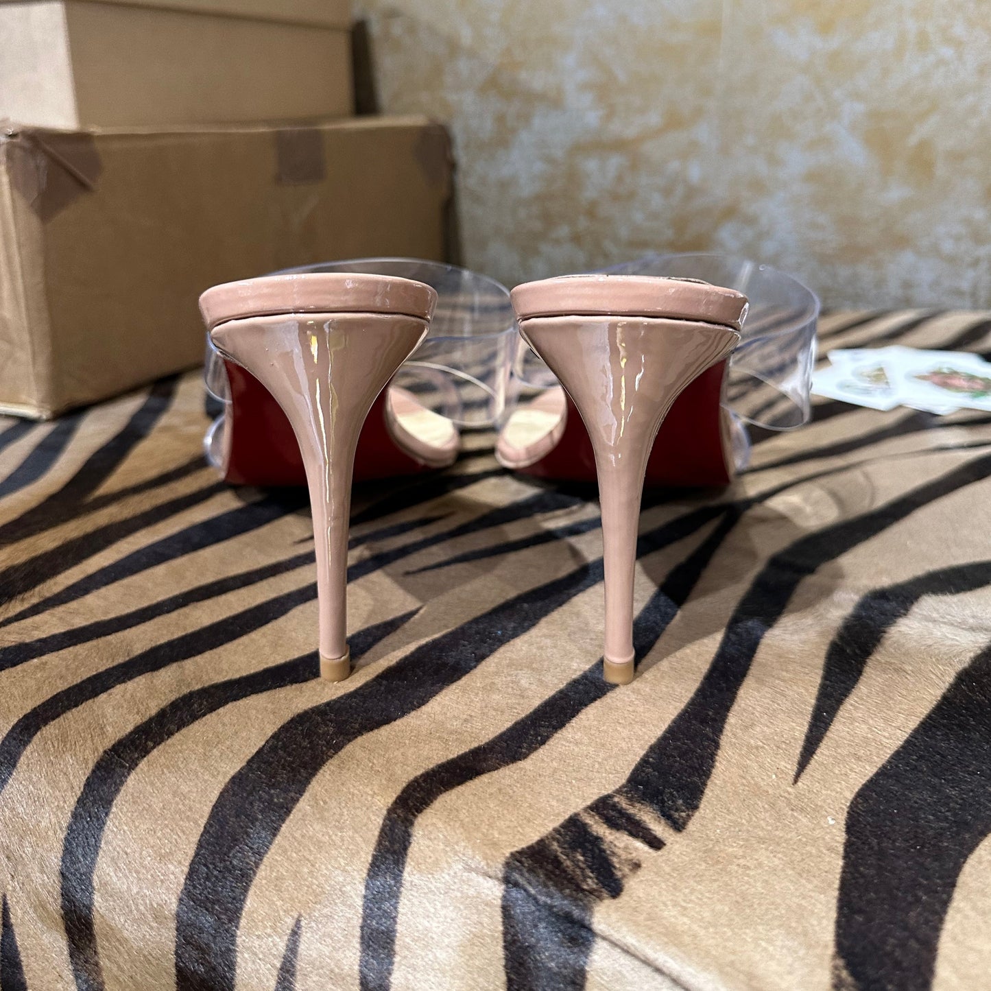 Heel Covering, Edge, Toes