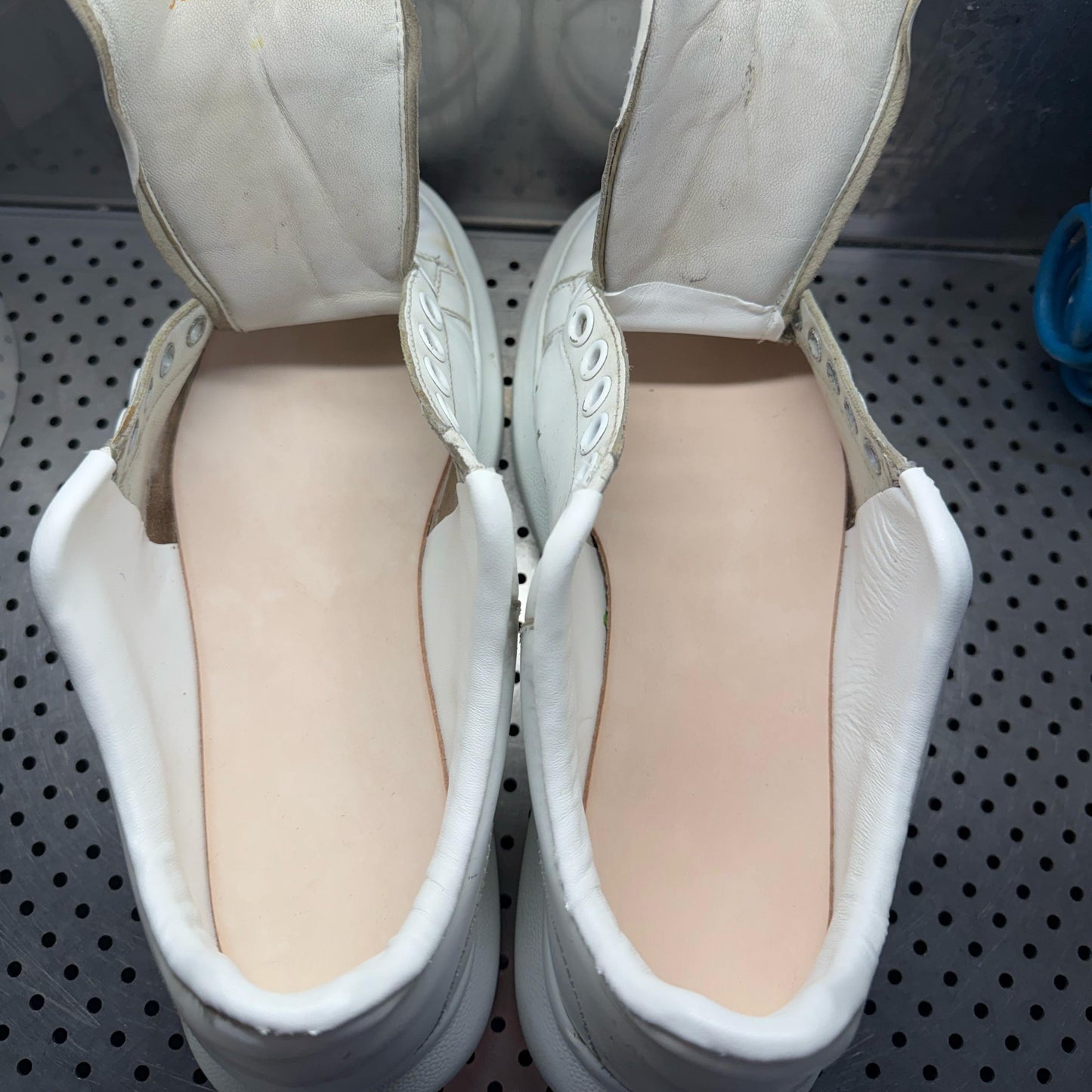Leather insole