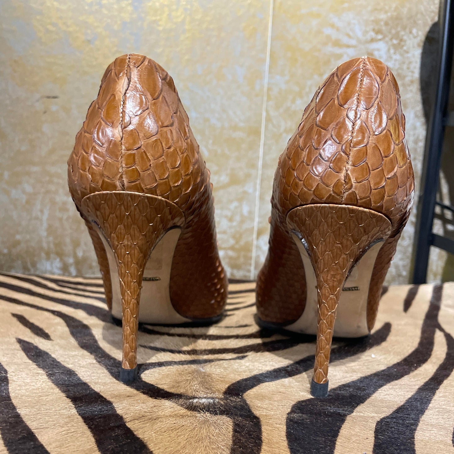 Heel Covering, Edge, Toes