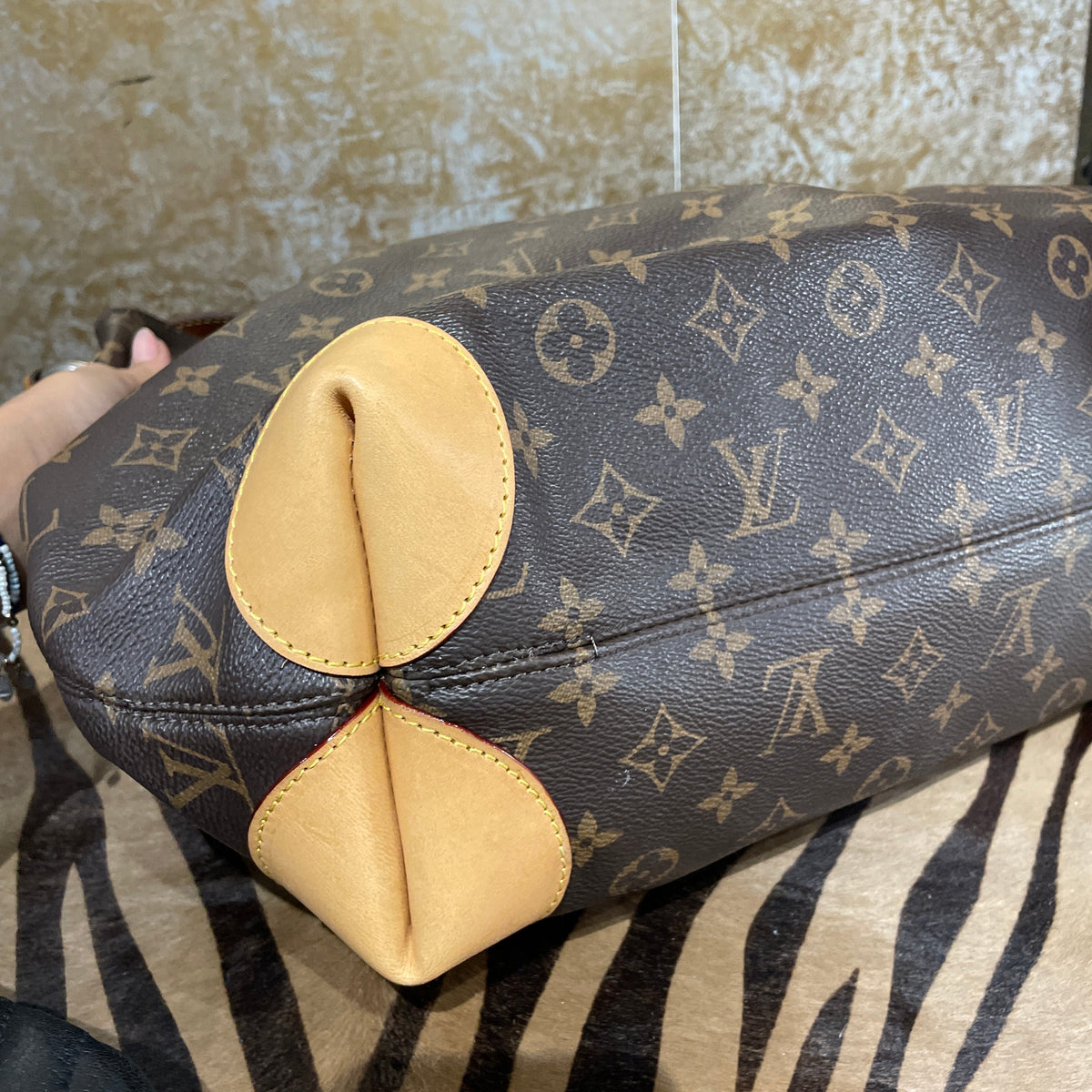 Rivestimento Angoli Borsa