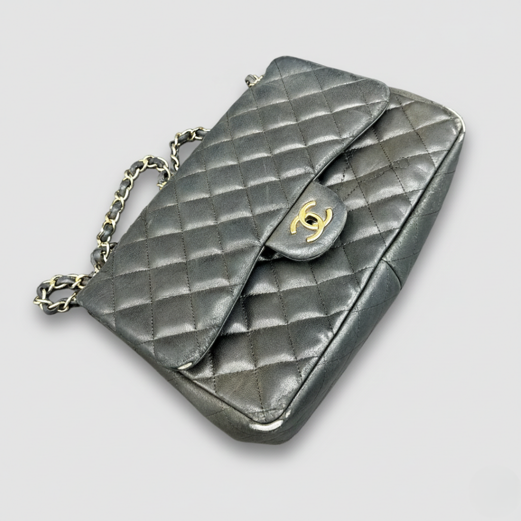 Tintura e Riparazione angoli Chanel